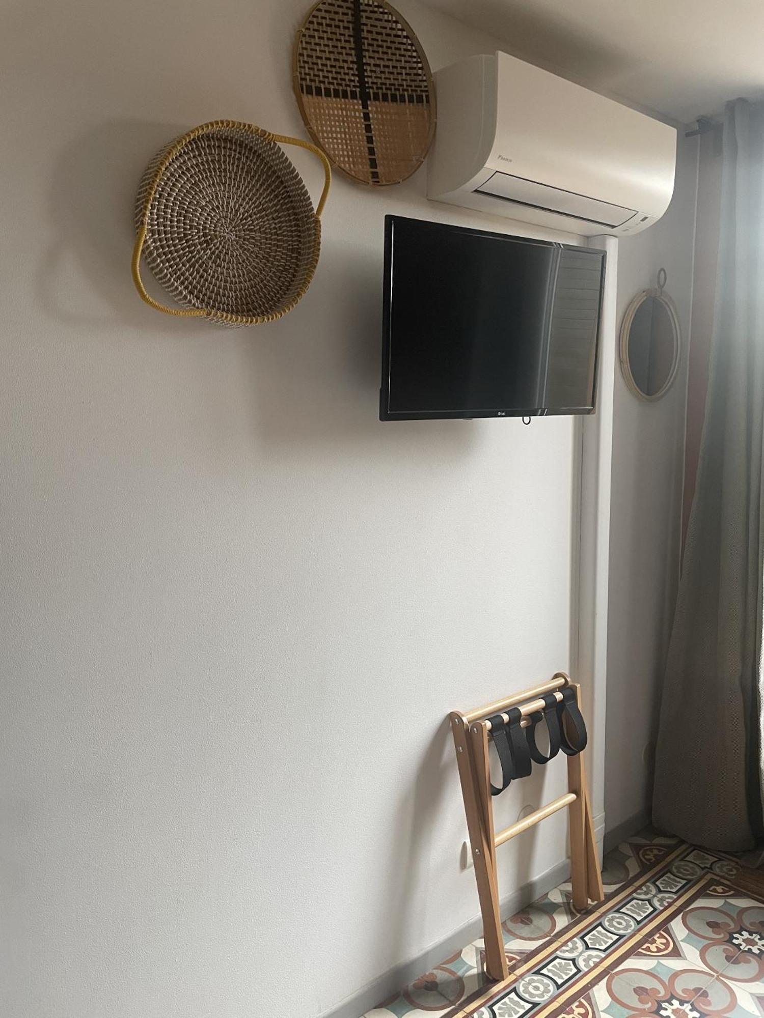 Chambre D'Hotes Lo Componairo Pouzols Rom bilde